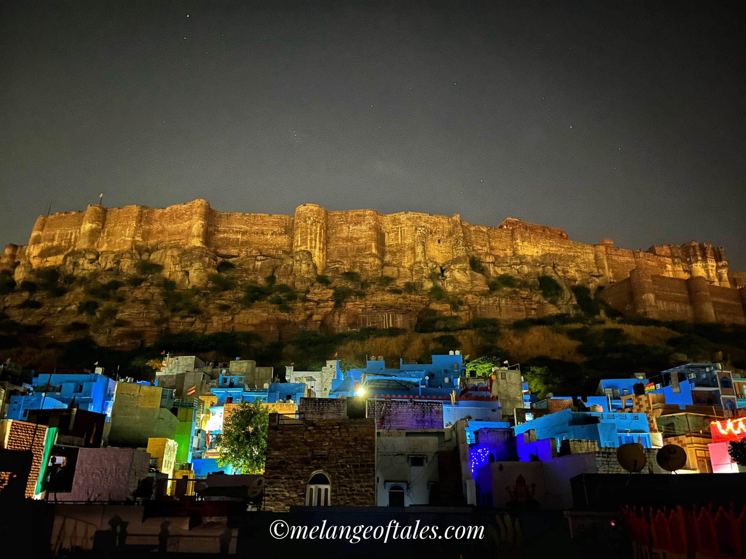 fort night view